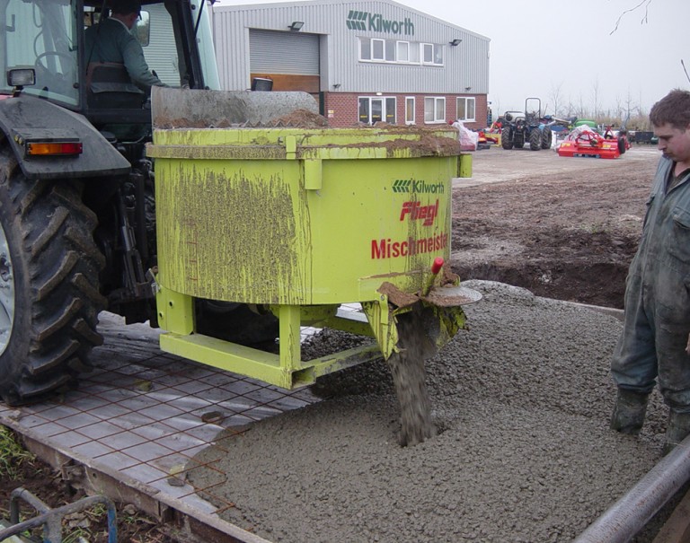 Fliegl 800 Litre Pan Mixer (P.T.O) Driven Kilworth