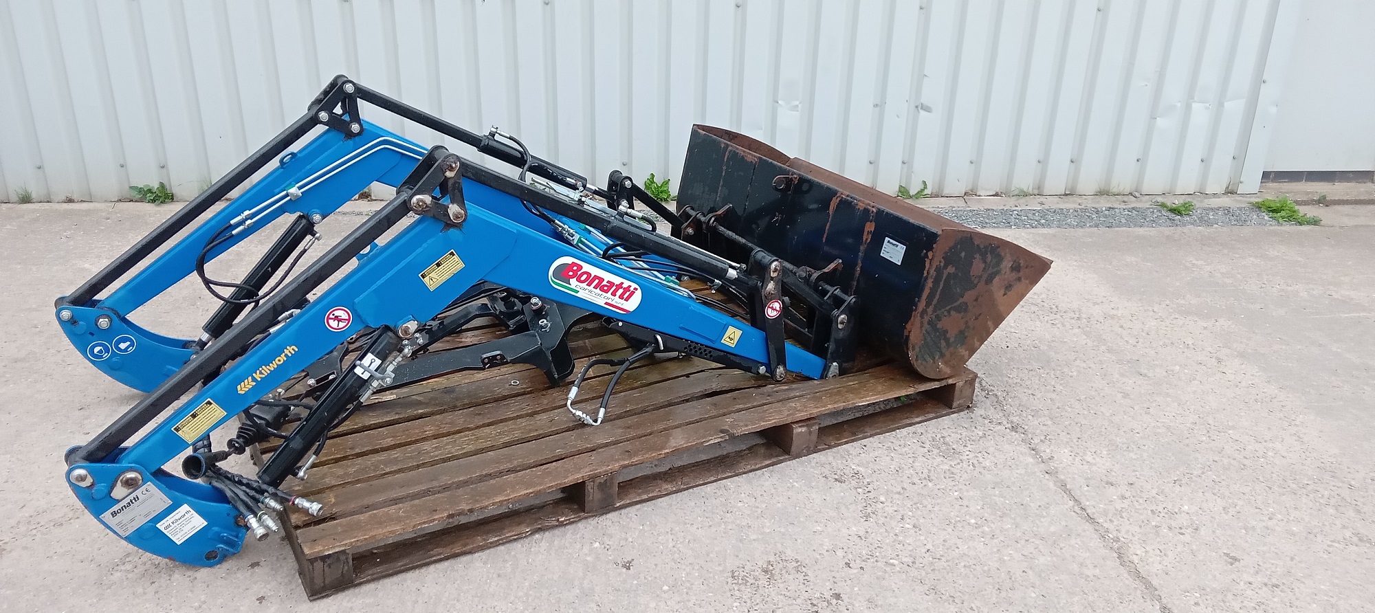 BONATTI MP3 BCS/PASQUALI Front loader & bucket - Image 2