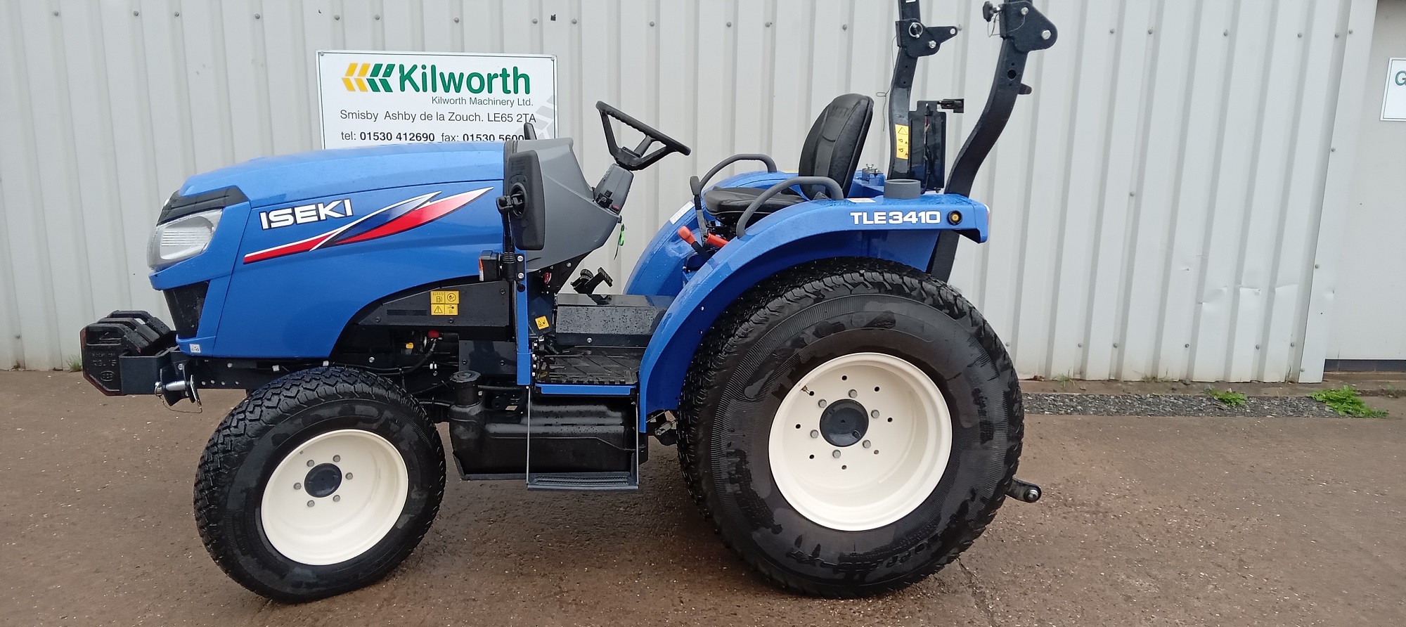 ISEKI TLE 3410 Tractor - Image 2