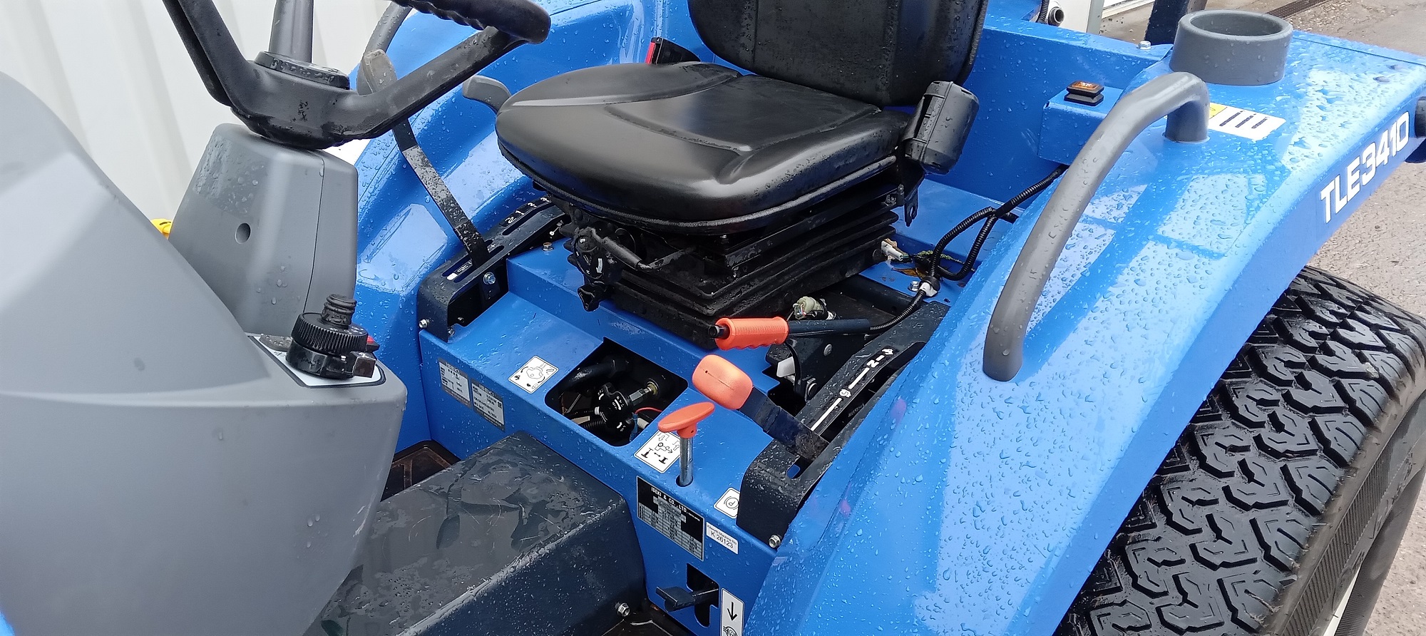 ISEKI TLE 3410 Tractor - Image 7