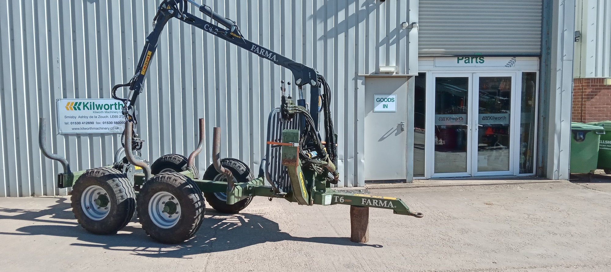 FARMA T6 Trailer with crane - Image 2