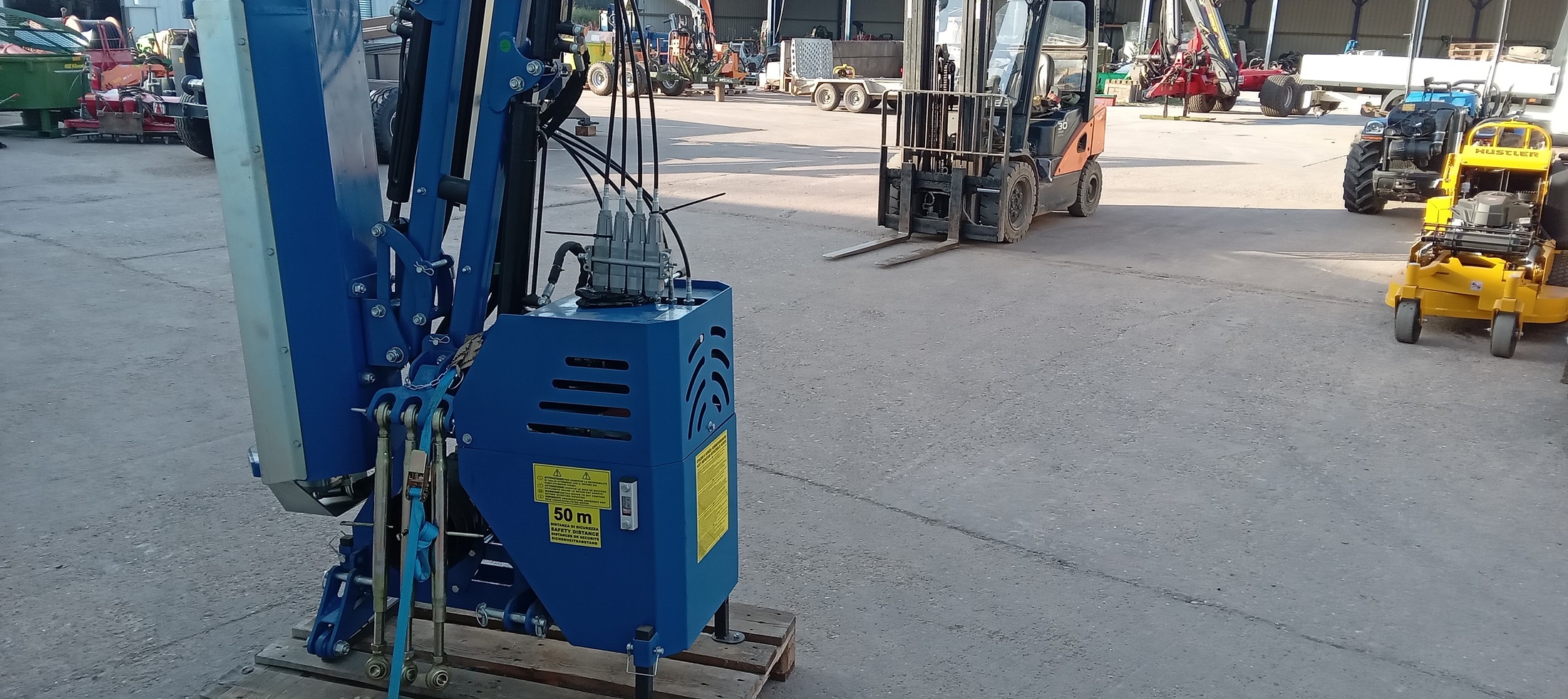 MAPLE/WINTON AM100 Side arm flail mower - Image 4