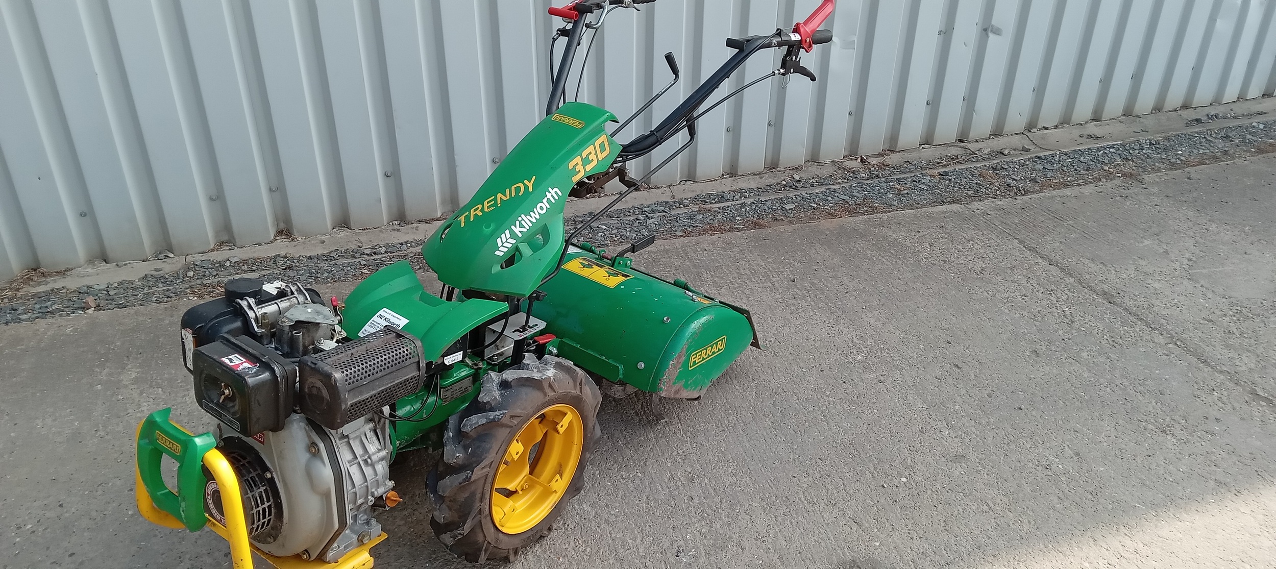 FERRARI 330 TRENDY 2 Wheel Tractor - Image 6