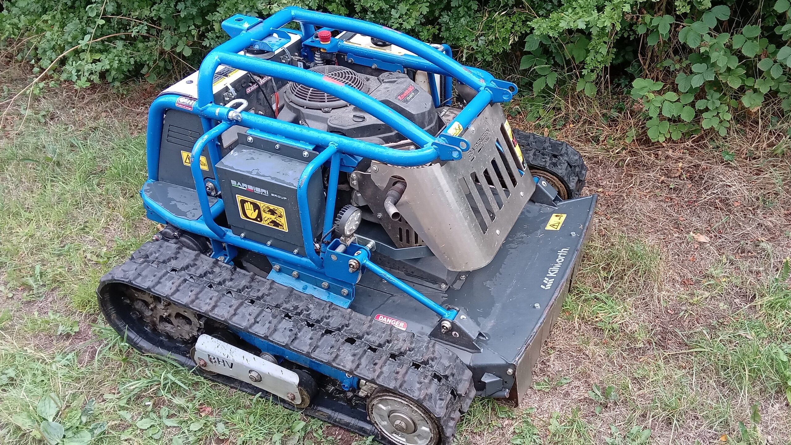 XROT 80 EVO remote controlled mower - Image 4