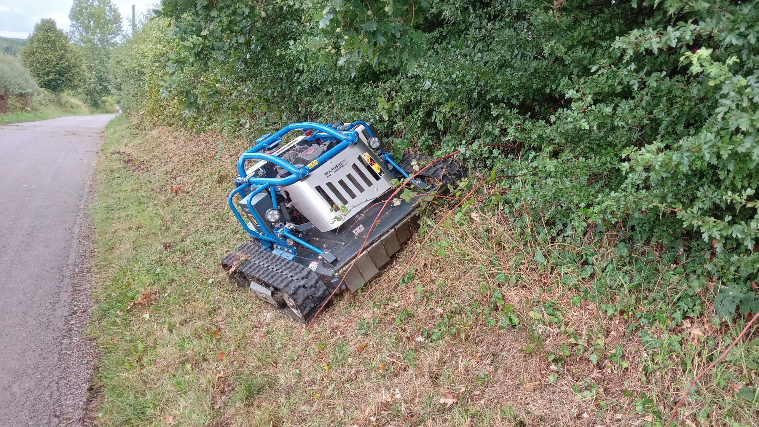 XROT 80 EVO remote controlled mower - Image 3