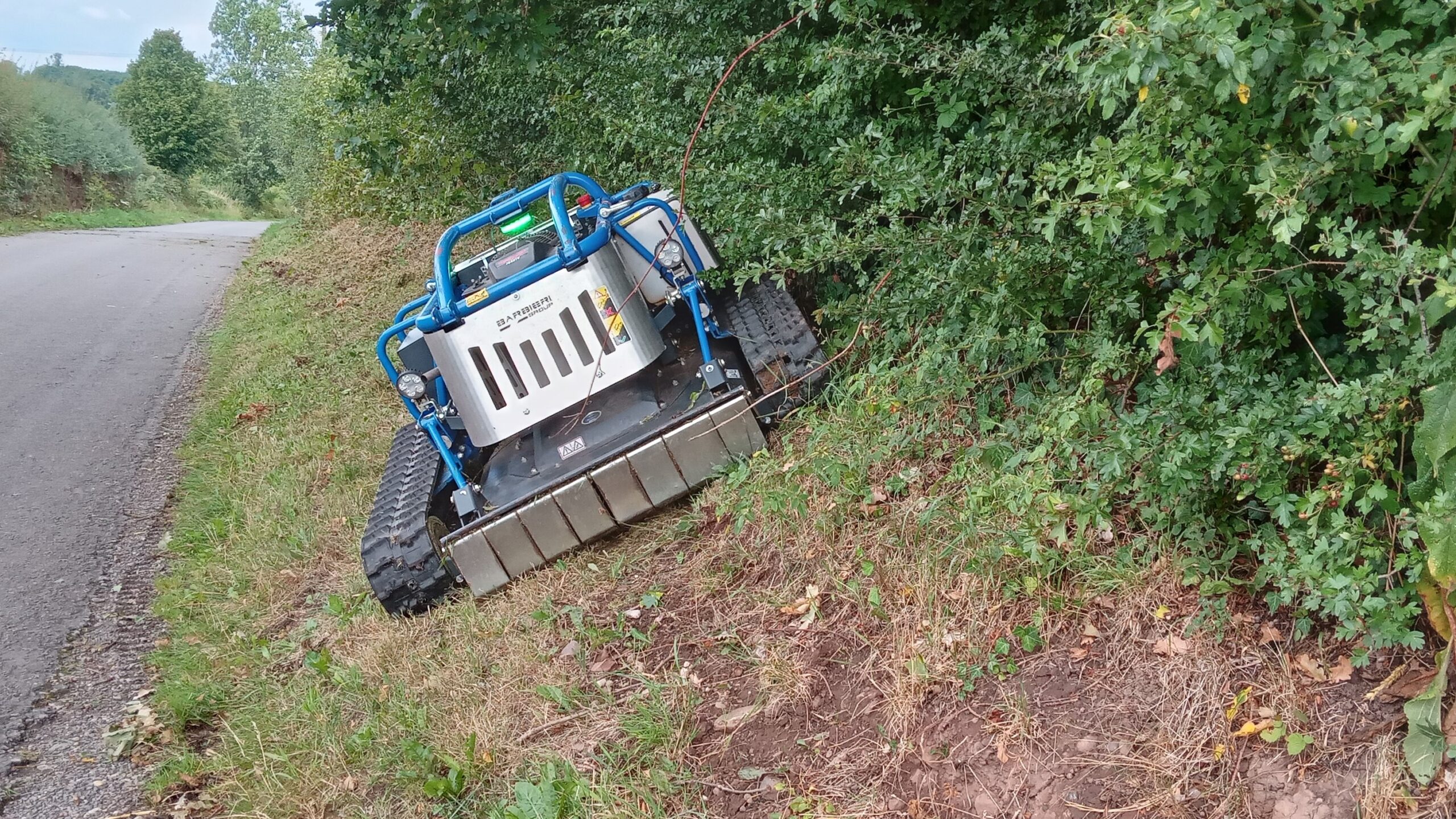 XROT 80 EVO remote controlled mower - Image 2