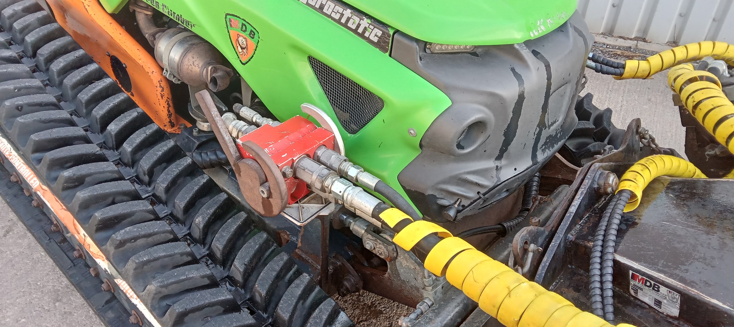 MDB LV800 PRO Greenclimber Remote Controlled Toolcarrier - Image 7